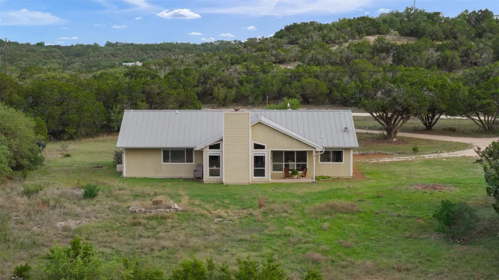 102 Rocky Creek Road Dripping Springs, TX 78620