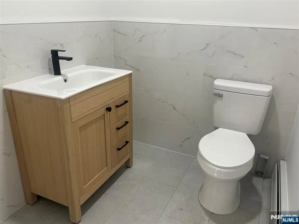 542 Prospect Avenue Ridgefield, NJ 07657