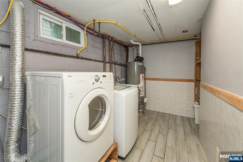 388 Irving South Orange Village, NJ 07079
