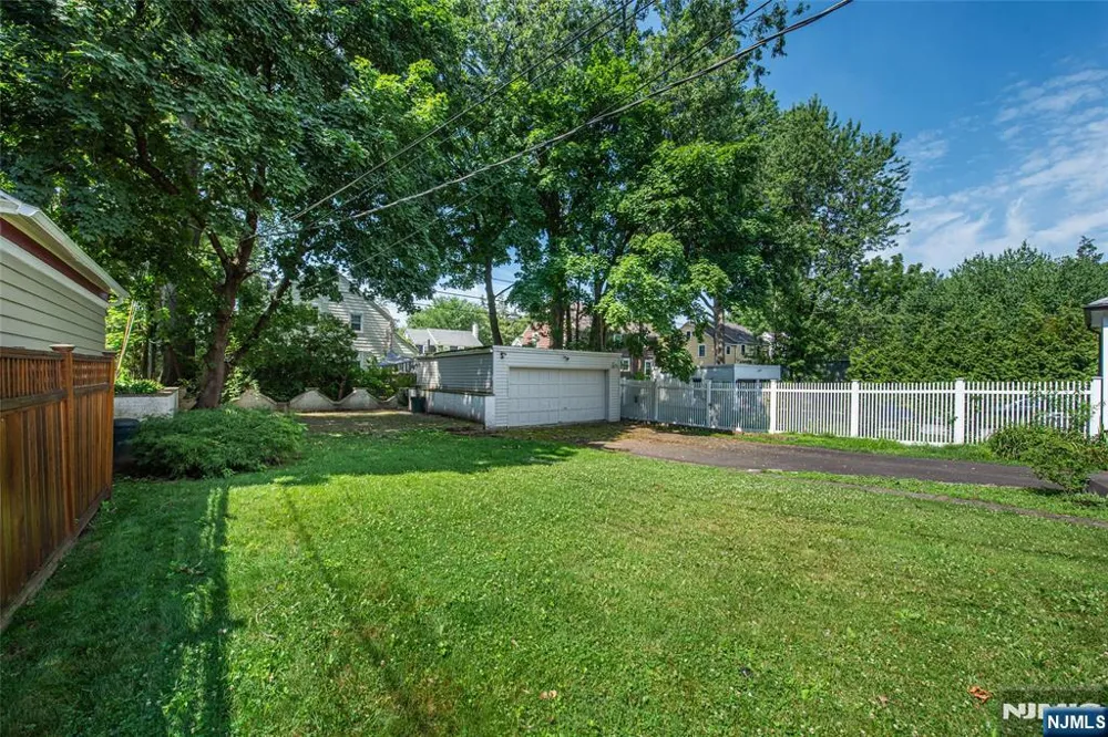 388 Irving South Orange Village, NJ 07079