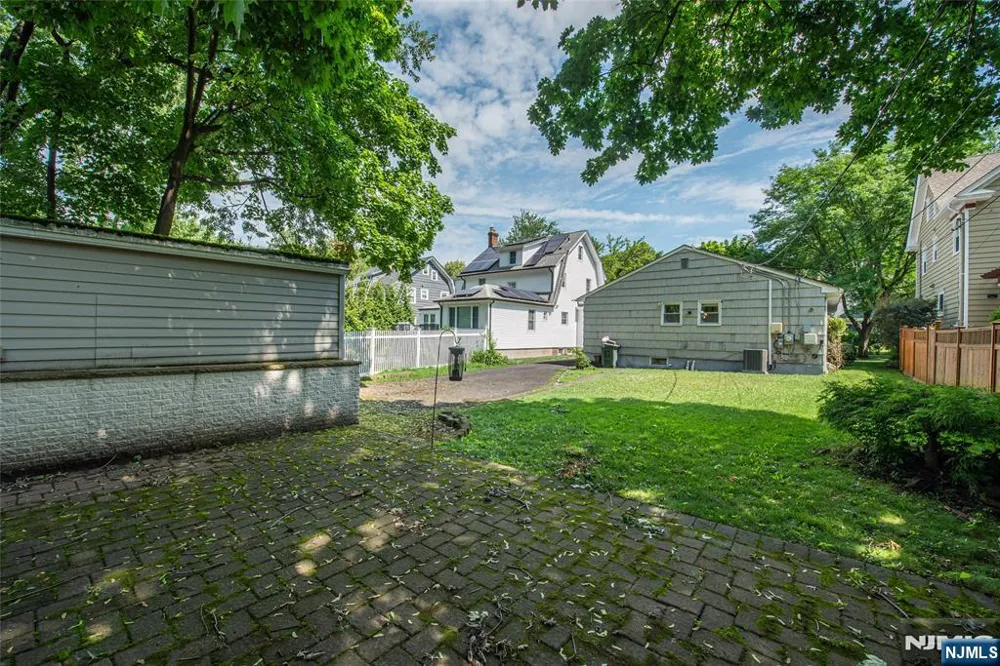 388 Irving South Orange Village, NJ 07079