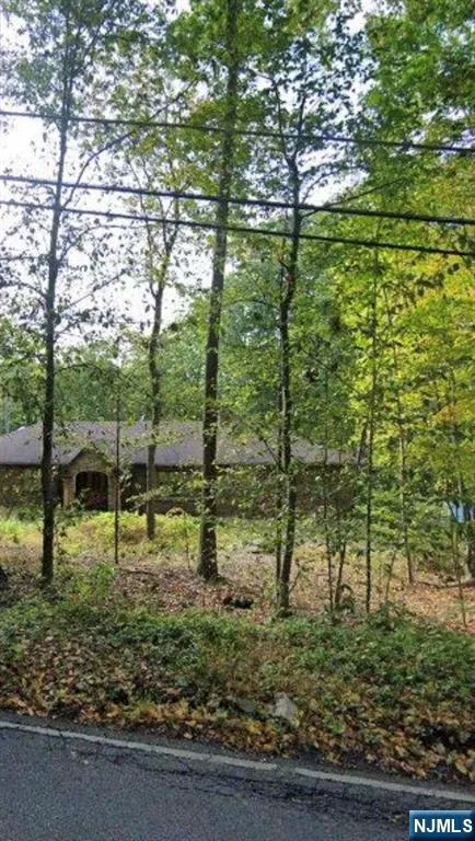 105 Kings Highway