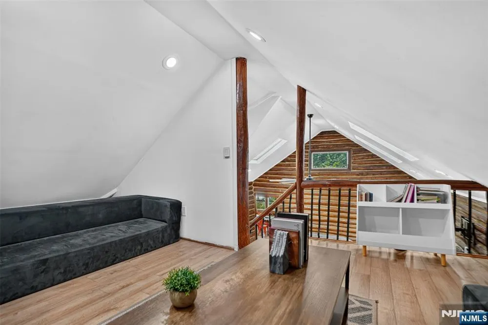 53 Lakeview Drive West Milford, NJ 07480