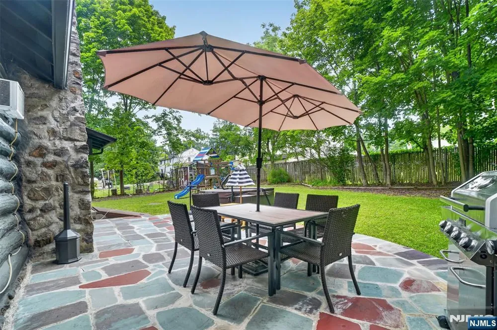 53 Lakeview Drive West Milford, NJ 07480