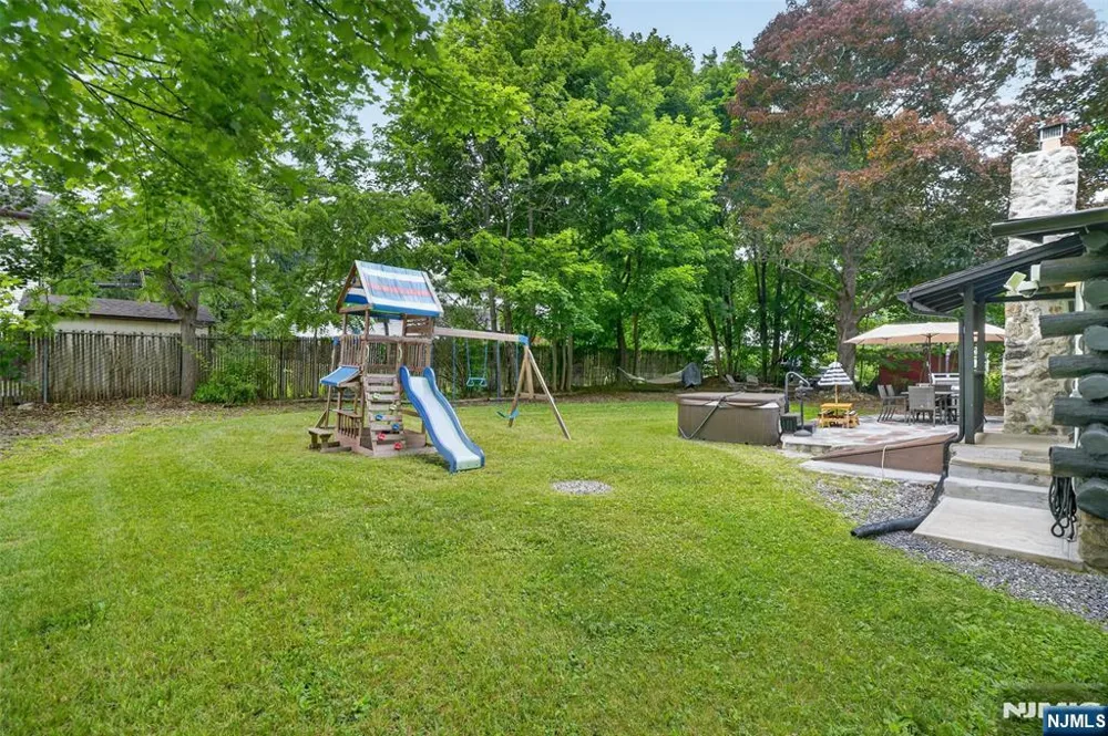 53 Lakeview Drive West Milford, NJ 07480
