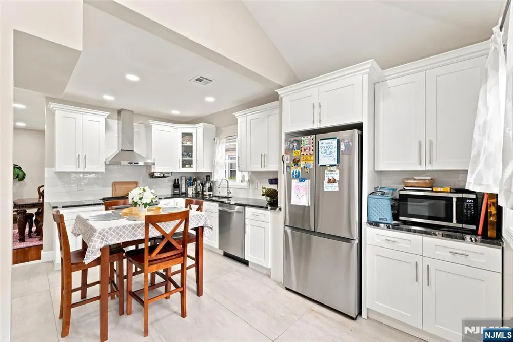 78 Fairmount Terrace East Orange, NJ 07018