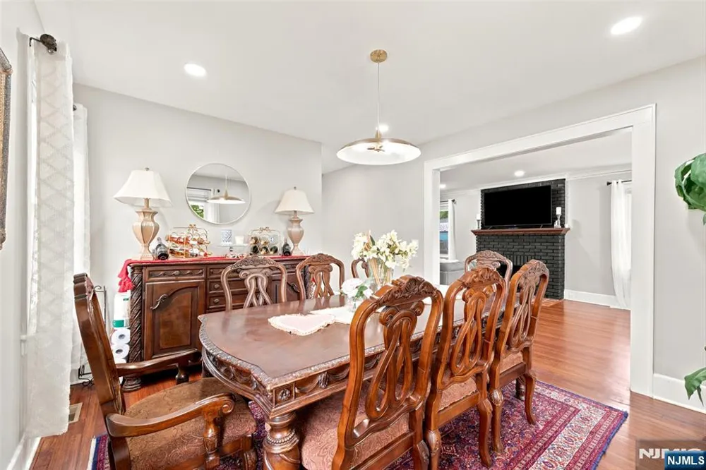 78 Fairmount Terrace East Orange, NJ 07018