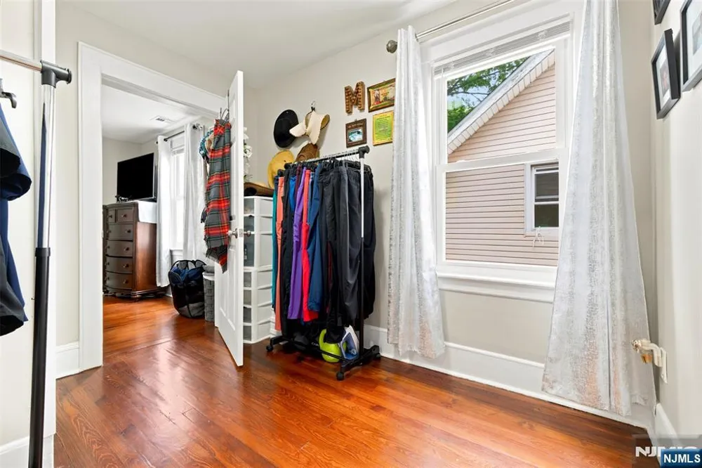78 Fairmount Terrace East Orange, NJ 07018