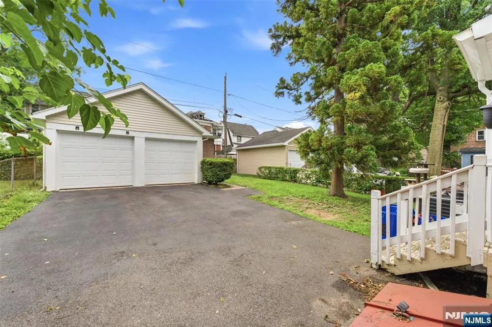 78 Fairmount Terrace East Orange, NJ 07018