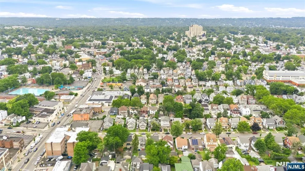 78 Fairmount Terrace East Orange, NJ 07018