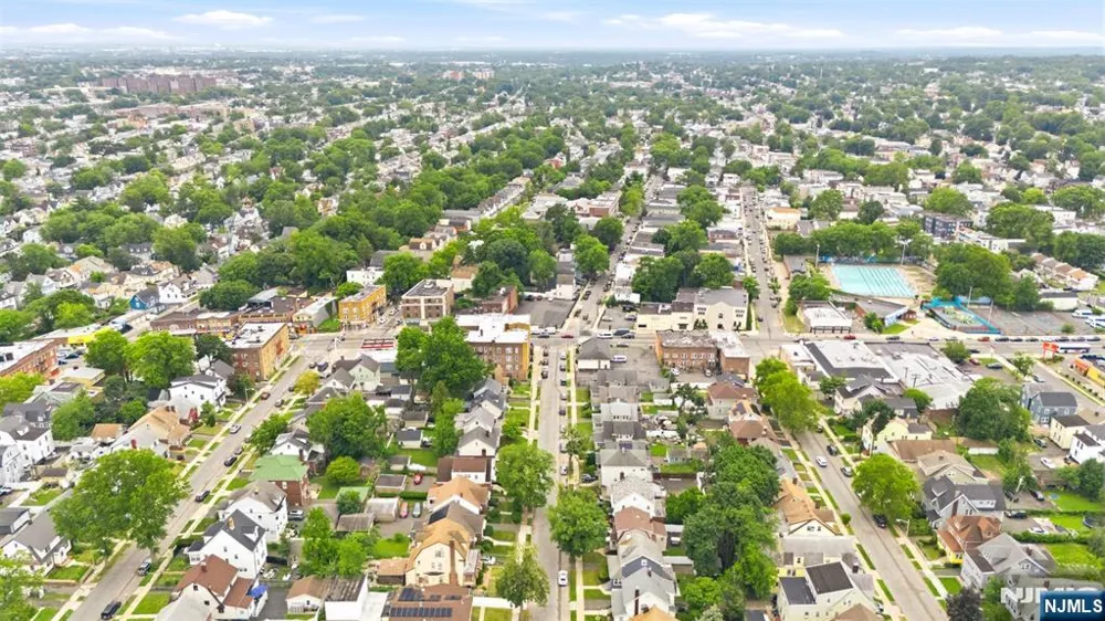 78 Fairmount Terrace East Orange, NJ 07018