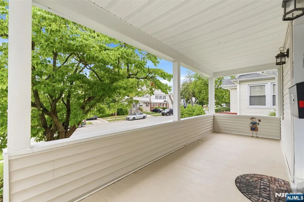 78 Fairmount Terrace East Orange, NJ 07018