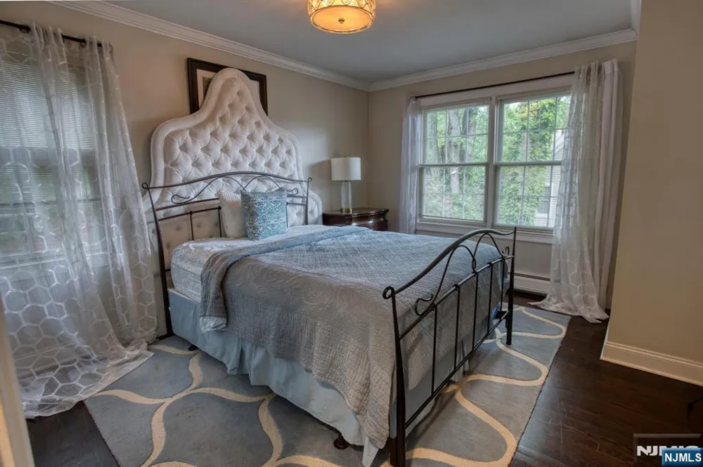 20 Wayne Avenue River Edge, NJ 07661
