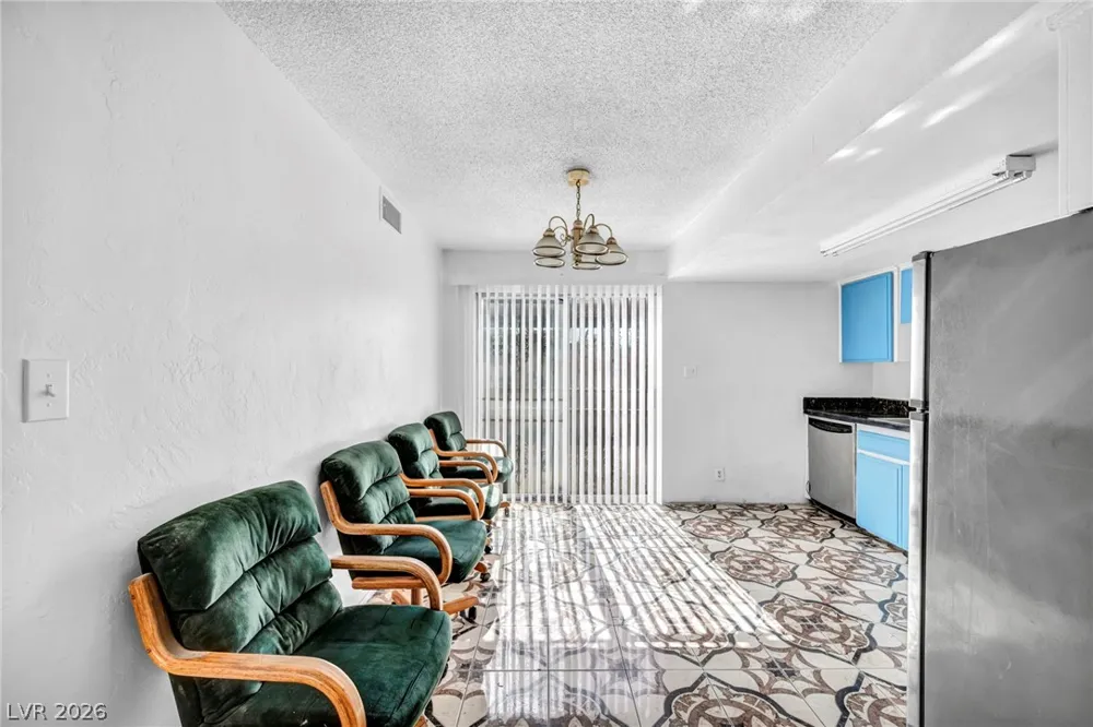 1153 Sierra Vista Drive Las Vegas, NV 89169