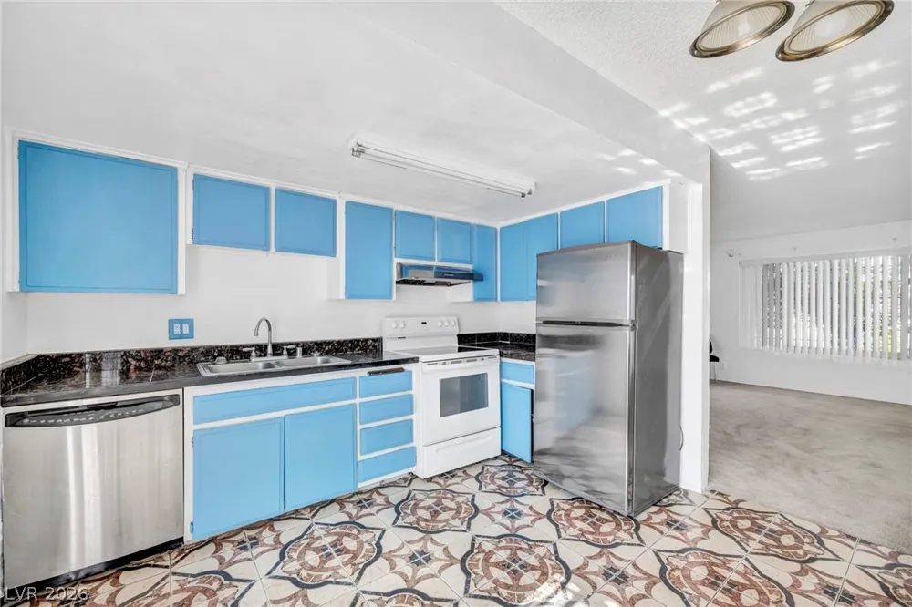 1153 Sierra Vista Drive Las Vegas, NV 89169