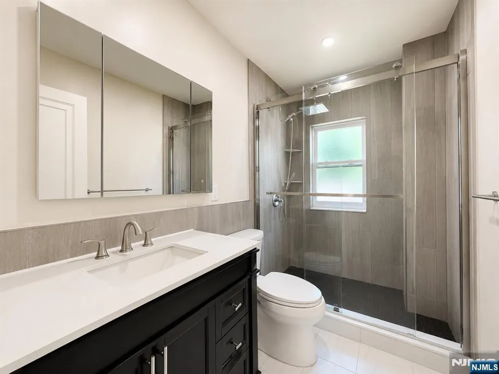 254 Midland Avenue River Edge, NJ 07661