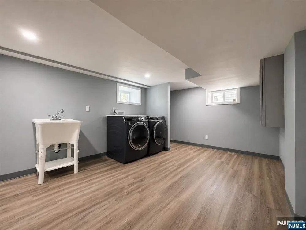 254 Midland Avenue River Edge, NJ 07661