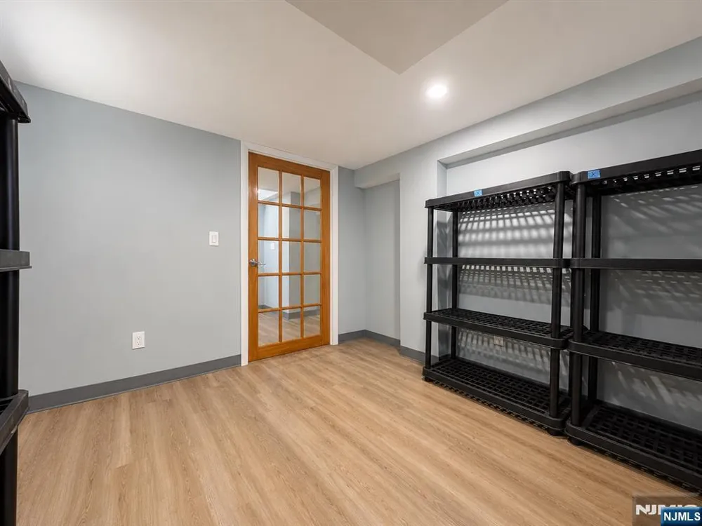 254 Midland Avenue River Edge, NJ 07661