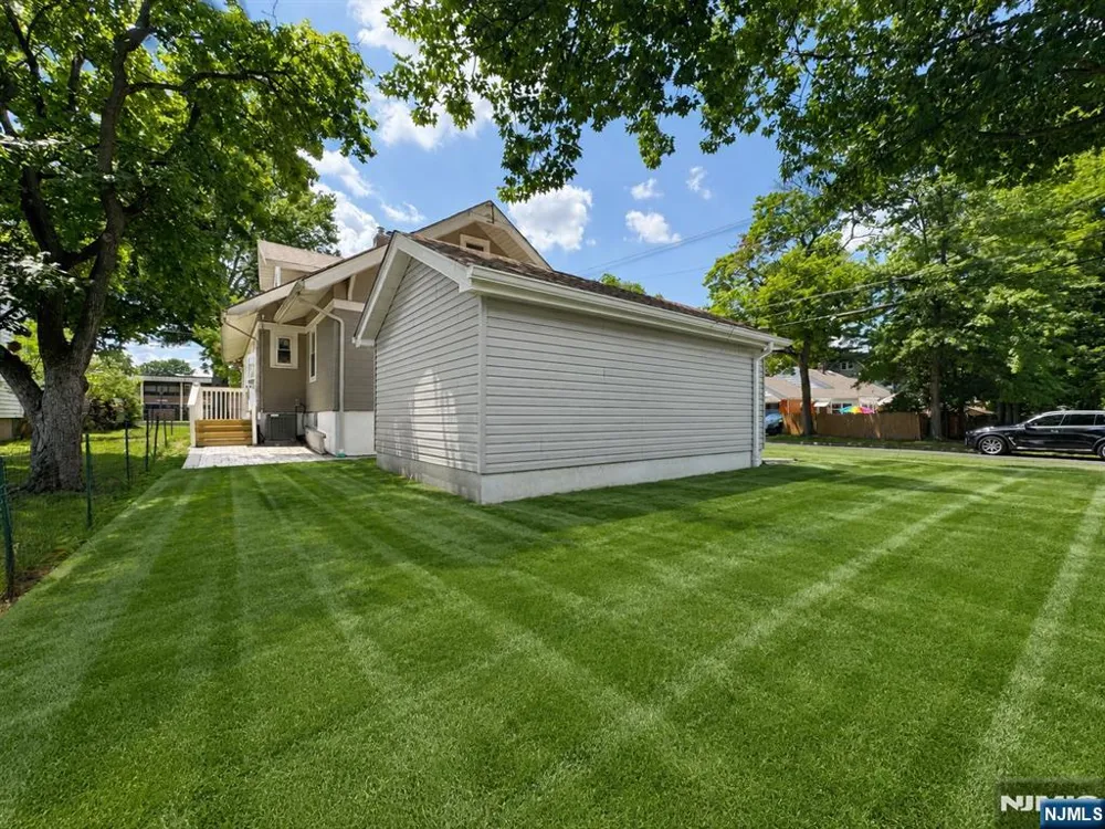 254 Midland Avenue River Edge, NJ 07661