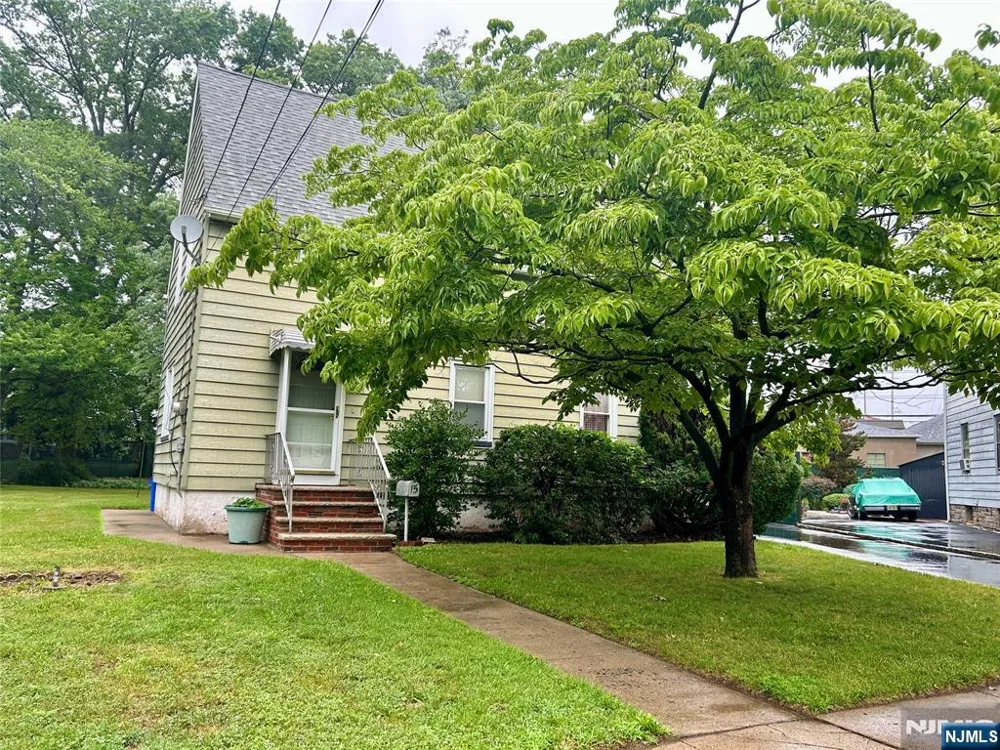 15 Willow Street Garfield, NJ 07026