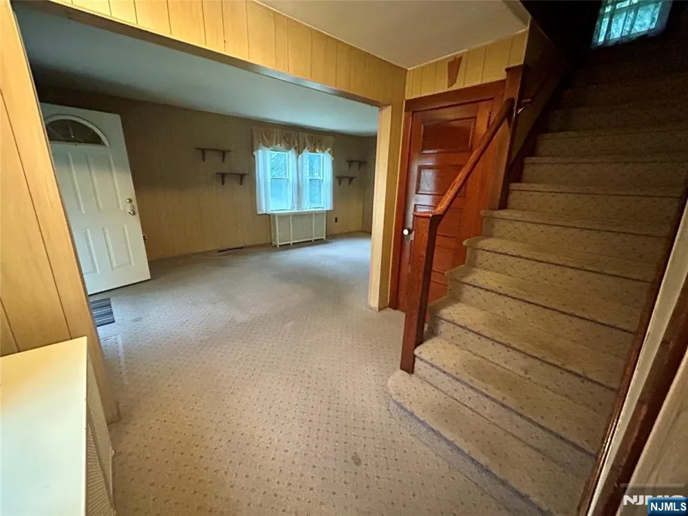 15 Willow Street Garfield, NJ 07026