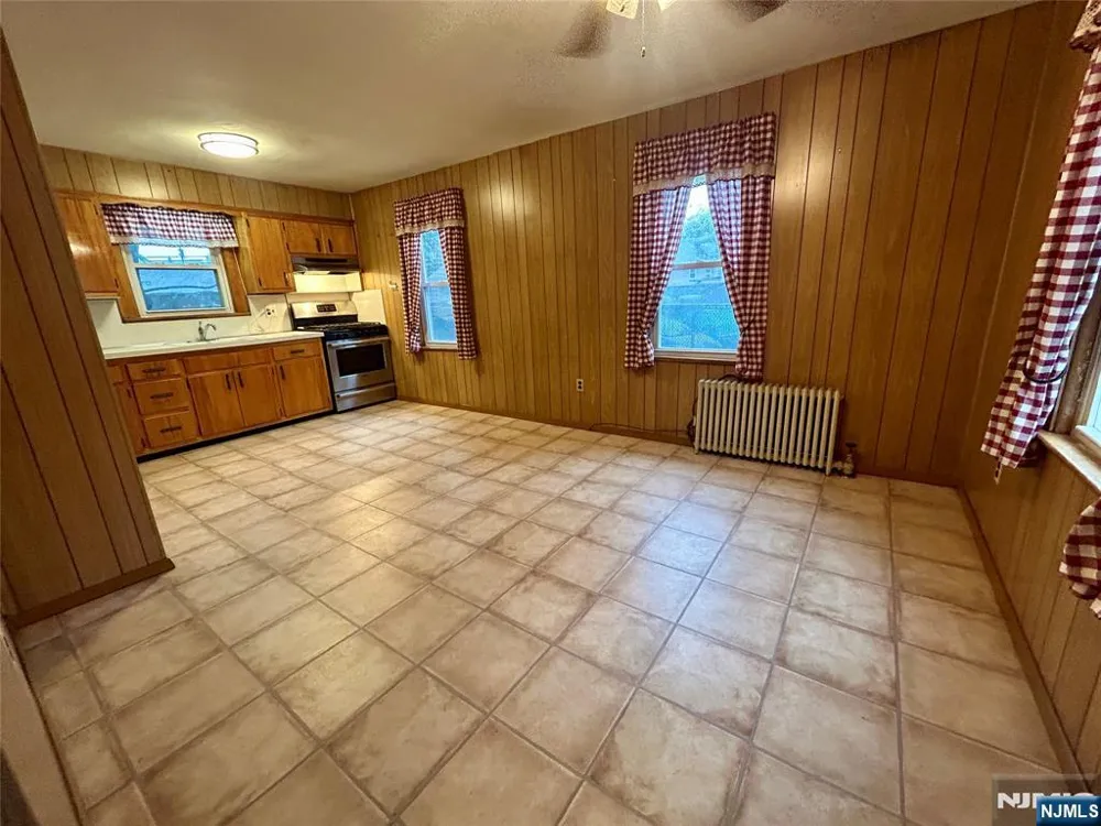 15 Willow Street Garfield, NJ 07026