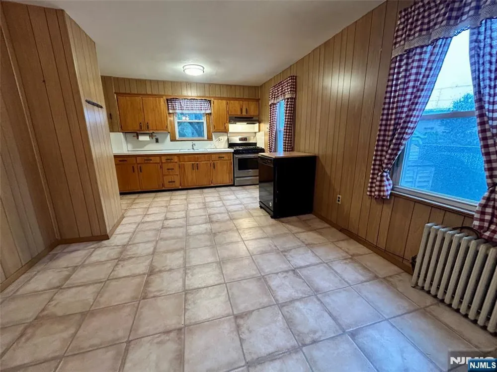 15 Willow Street Garfield, NJ 07026