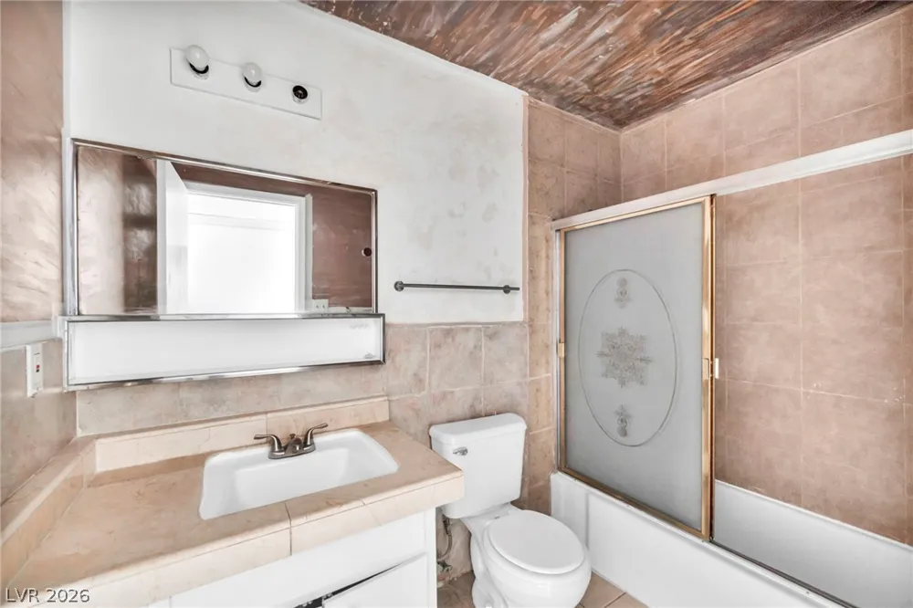 1165 Sierra Vista Drive Las Vegas, NV 89169