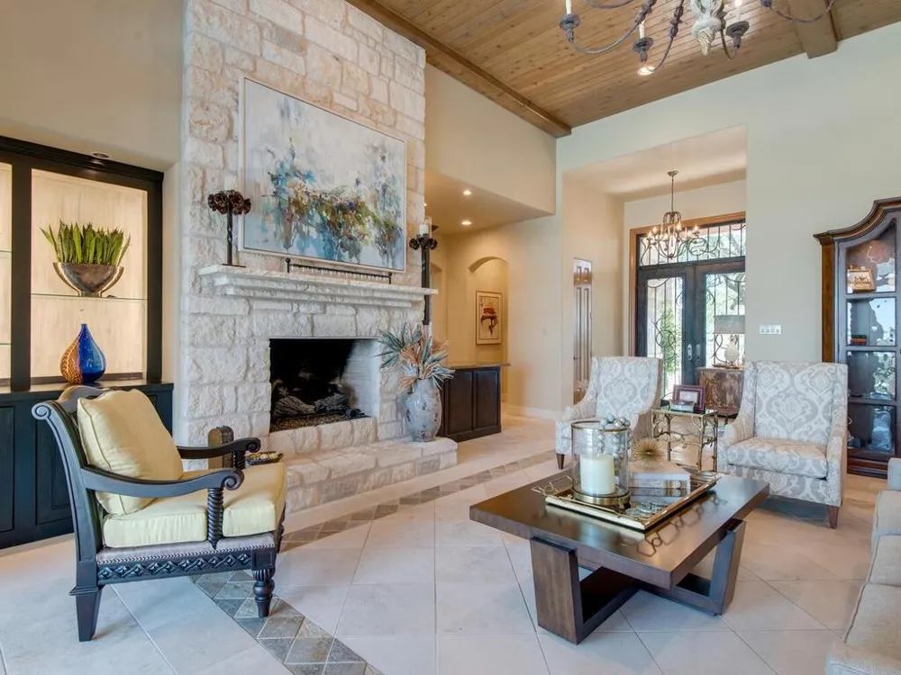 202 Hidden Hills Cove Spicewood, TX 78669