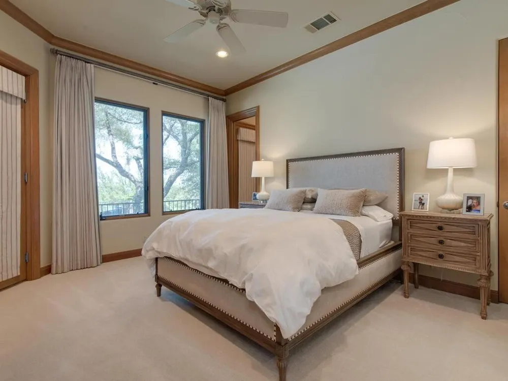 202 Hidden Hills Cove Spicewood, TX 78669