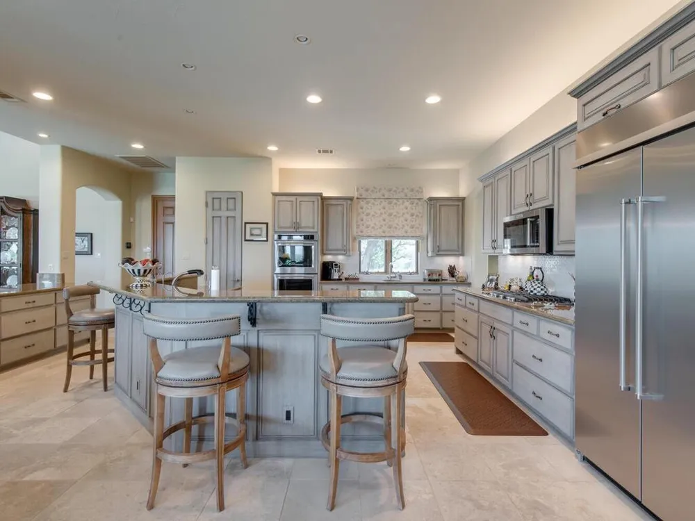 202 Hidden Hills Cove Spicewood, TX 78669