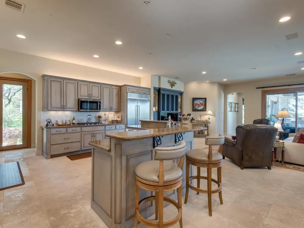 202 Hidden Hills Cove Spicewood, TX 78669