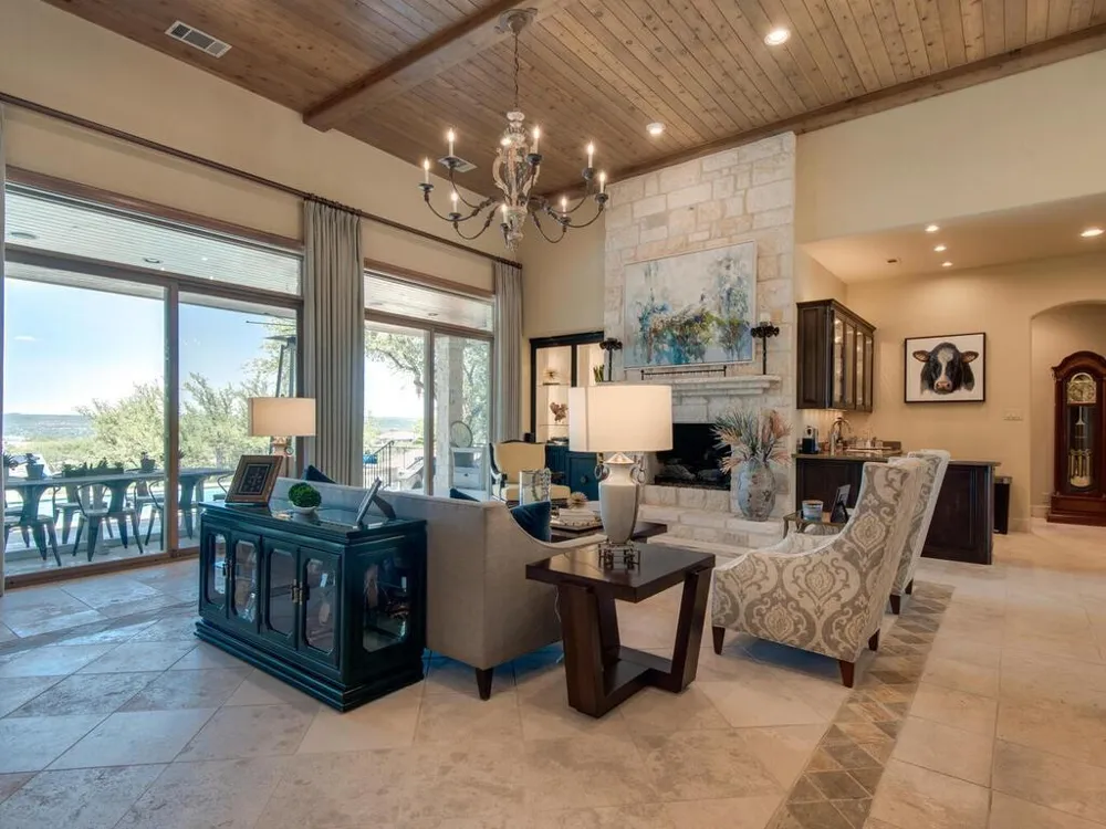 202 Hidden Hills Cove Spicewood, TX 78669