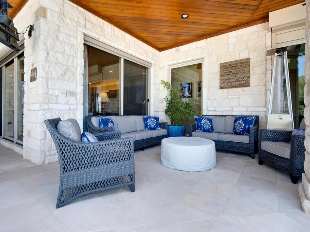202 Hidden Hills Cove Spicewood, TX 78669