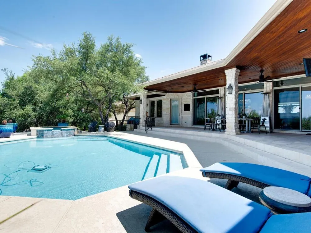 202 Hidden Hills Cove Spicewood, TX 78669