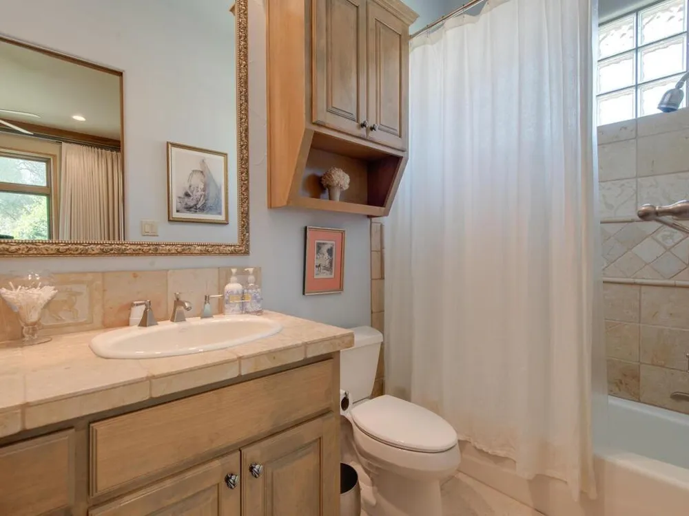 202 Hidden Hills Cove Spicewood, TX 78669
