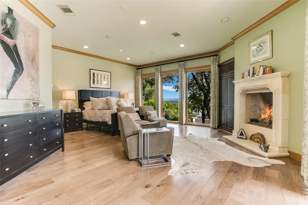 202 Hidden Hills Cove Spicewood, TX 78669