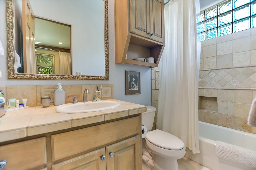 202 Hidden Hills Cove Spicewood, TX 78669