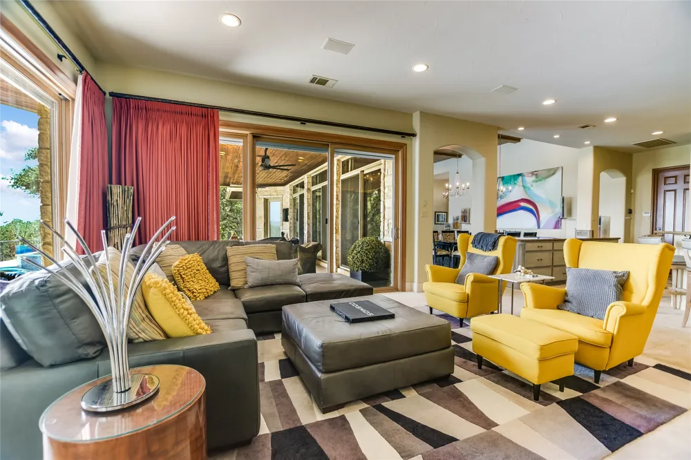 202 Hidden Hills Cove Spicewood, TX 78669