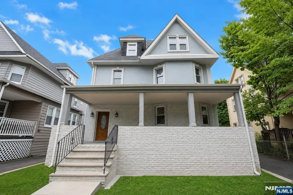 58-60 Ingraham Place Newark, NJ 07108