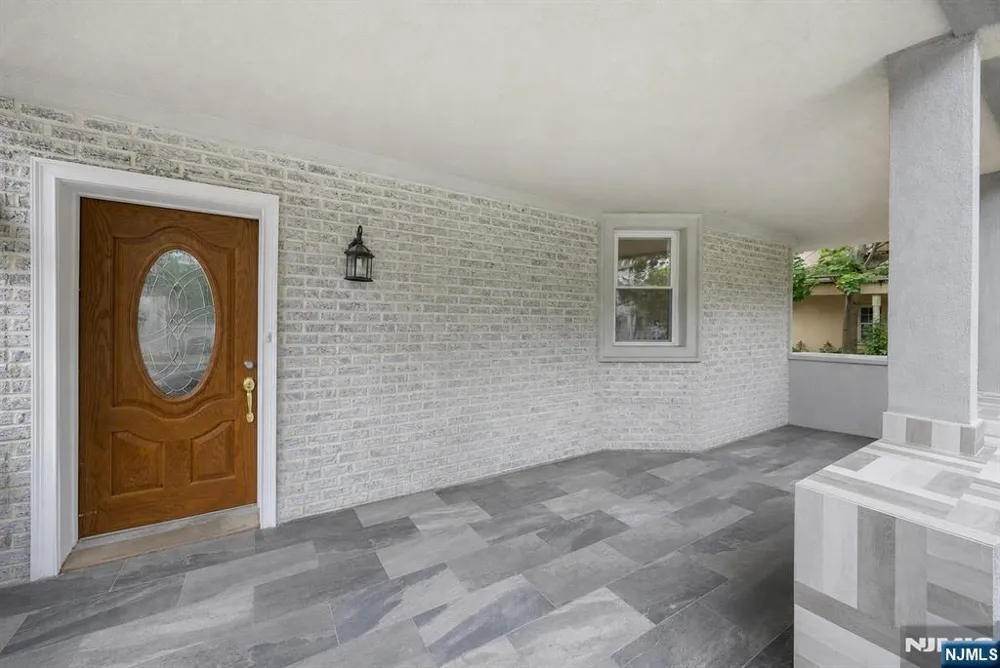 58-60 Ingraham Place Newark, NJ 07108