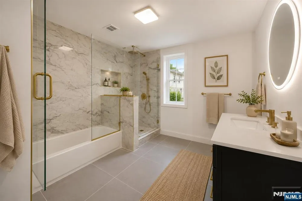 58-60 Ingraham Place Newark, NJ 07108