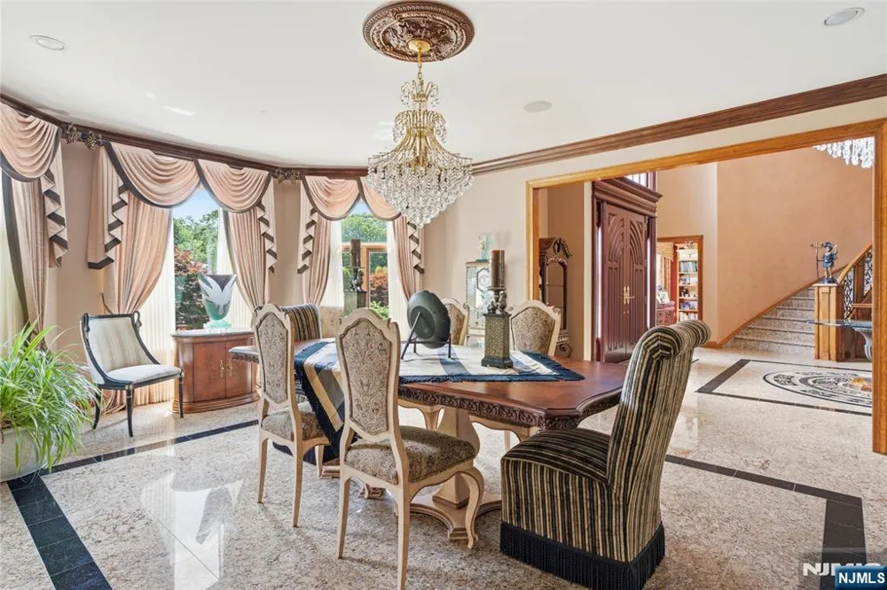 1 Wimbledon Court Cedar Grove, NJ 07009