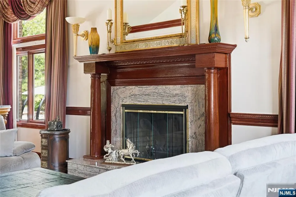 1 Wimbledon Court Cedar Grove, NJ 07009