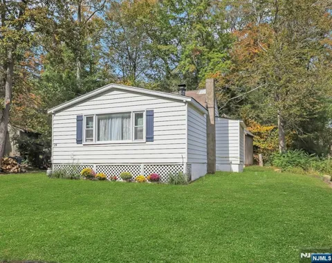 28 Risley Road