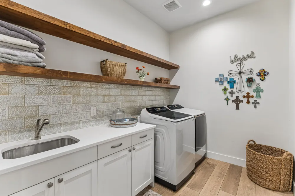 111 Marissa Circle Burnet, TX 78611