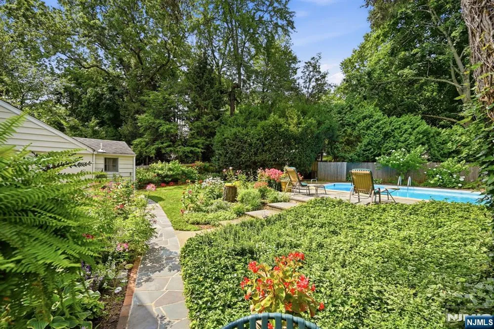 419 Sicomac Avenue Wyckoff, NJ 07481