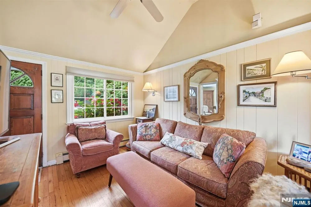 419 Sicomac Avenue Wyckoff, NJ 07481