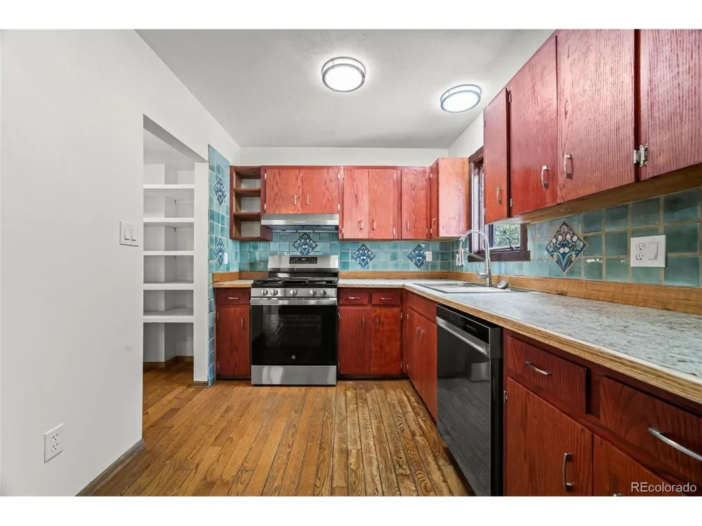 111 Skyview Way Crestone, CO 81131