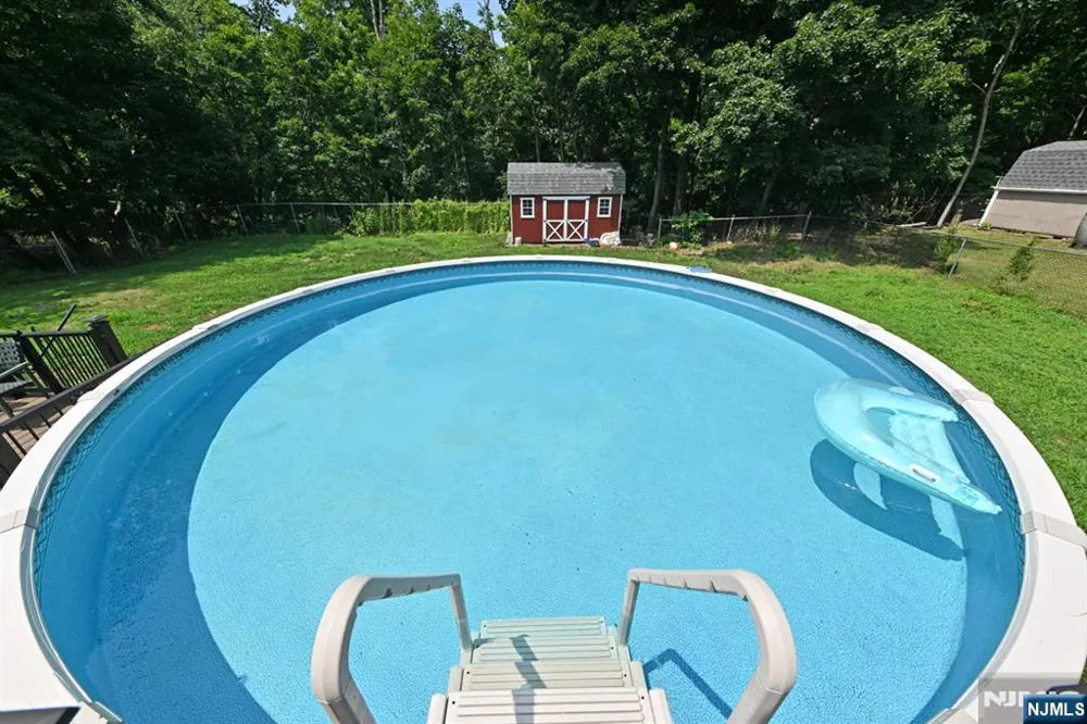 58 Grove Street Wanaque, NJ 07465